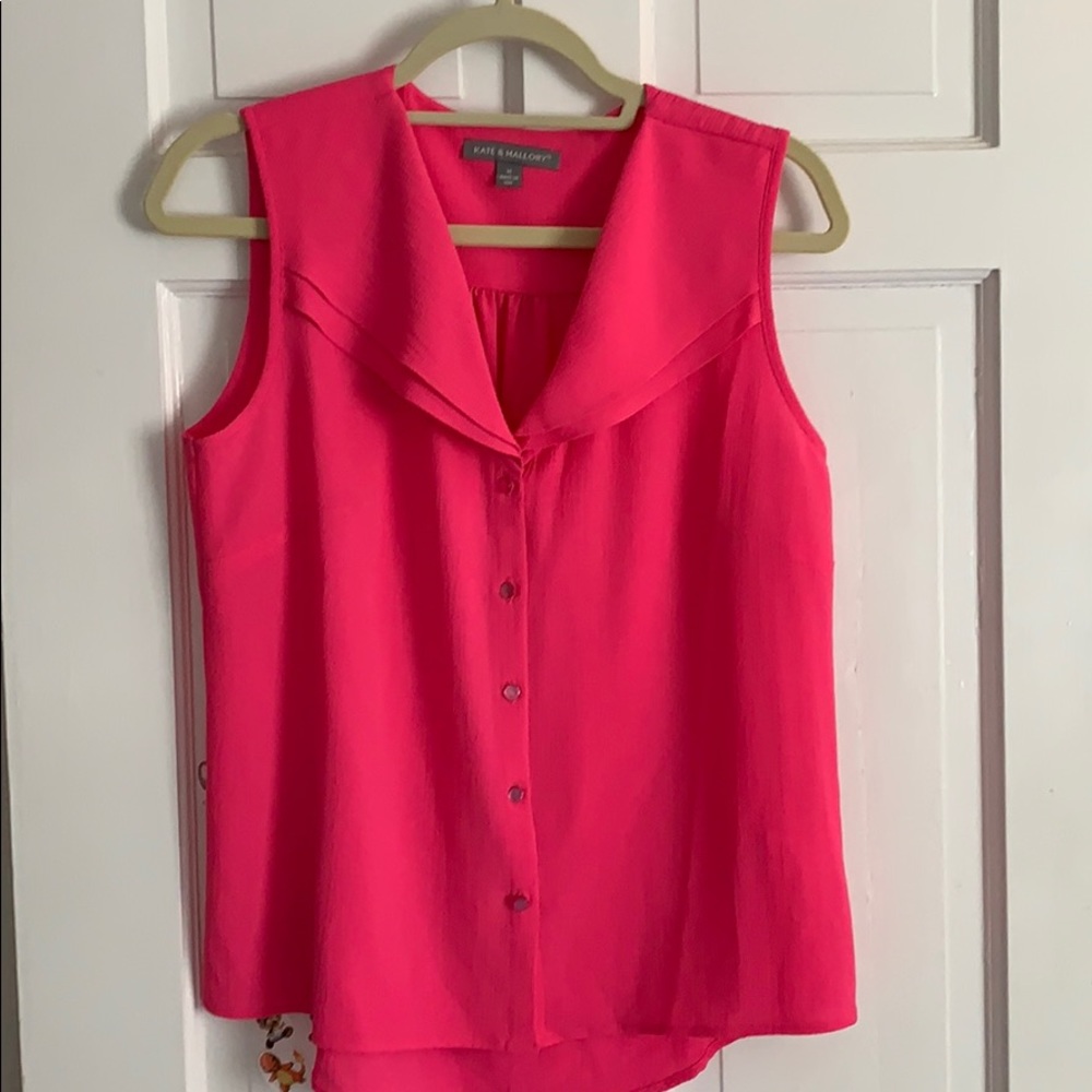 Pretty pink button down sleeveless blouse!